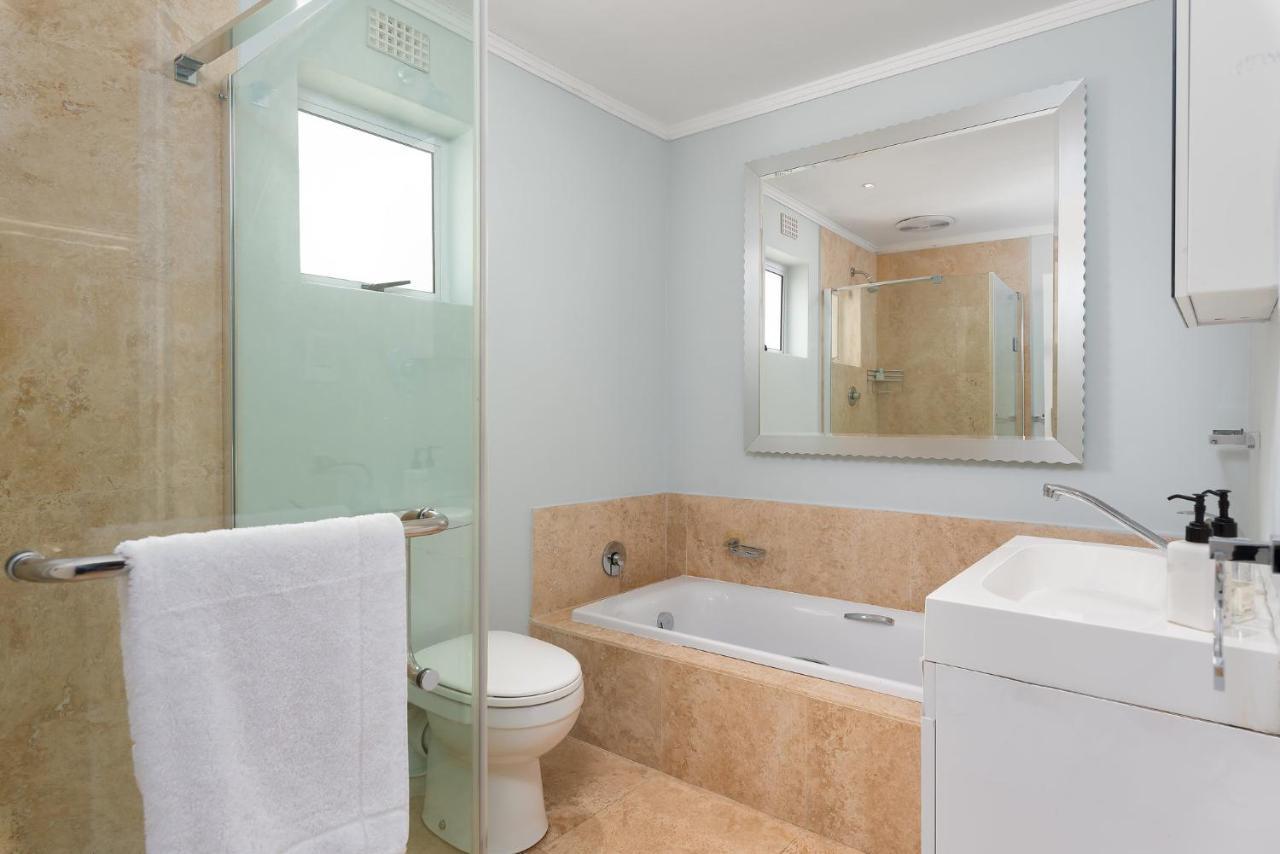 61 On Camps Bay Bed & Breakfast Cape Town Ngoại thất bức ảnh